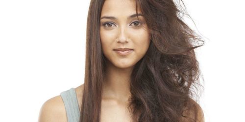 Top 10 Ayurvedic Tips To Remove Frizzy Hairs
